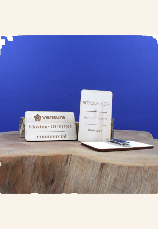 Badge bois magnétique Charlie