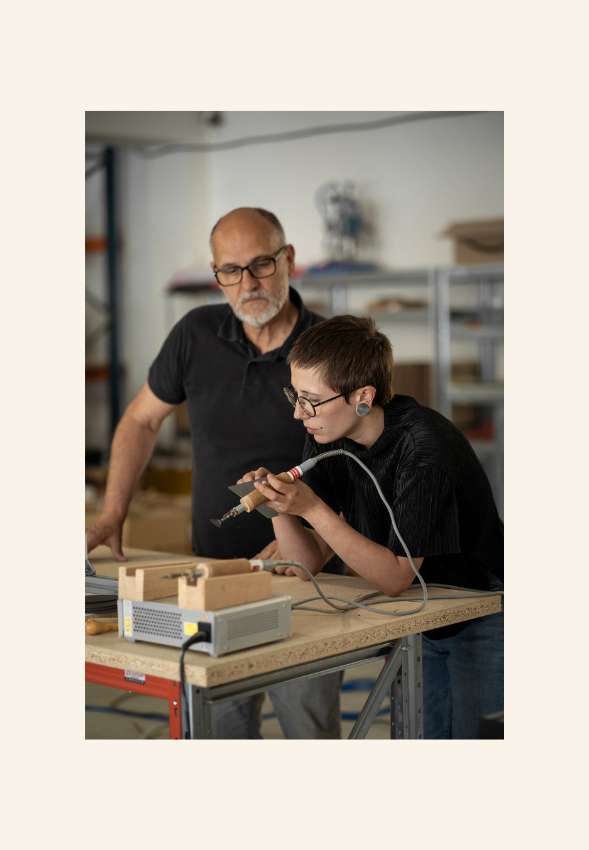 LANIERE SMARTPHONE Déris