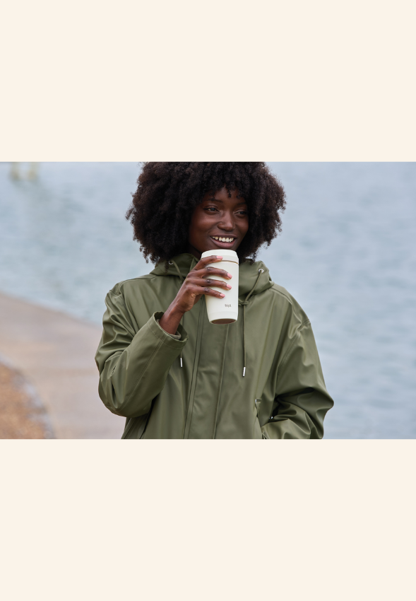 Mug 354 ml avec couvercle 360 ANTAI
