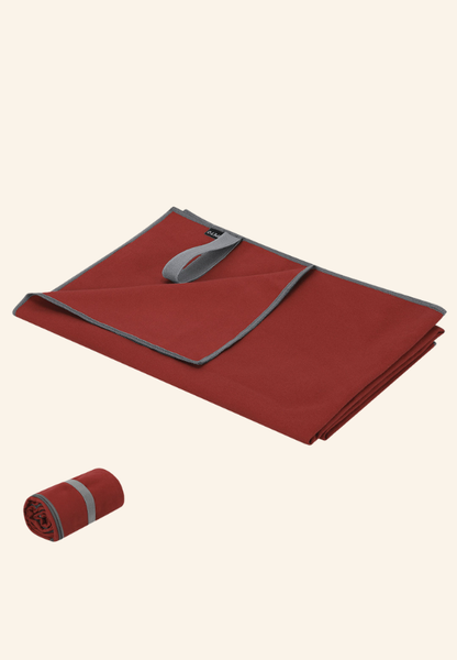 Serviette 130x80 ultra-absorbante compacte en RPET Drysel