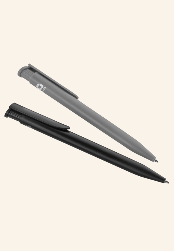 Stylo bille rétractable mat en plastique recyclé Évrard