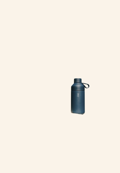 Bouteille Ocean Bottle isotherme en inoxydable recyclé 750 ml Bleu Océan