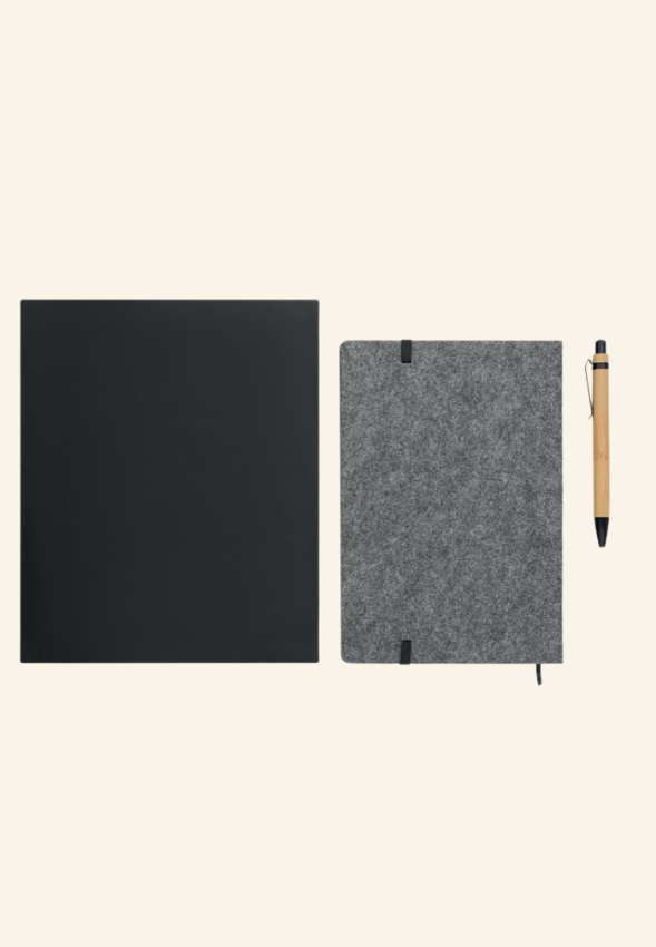 Coffret carnet A5 en feutre rPET avec support téléphone Férélie