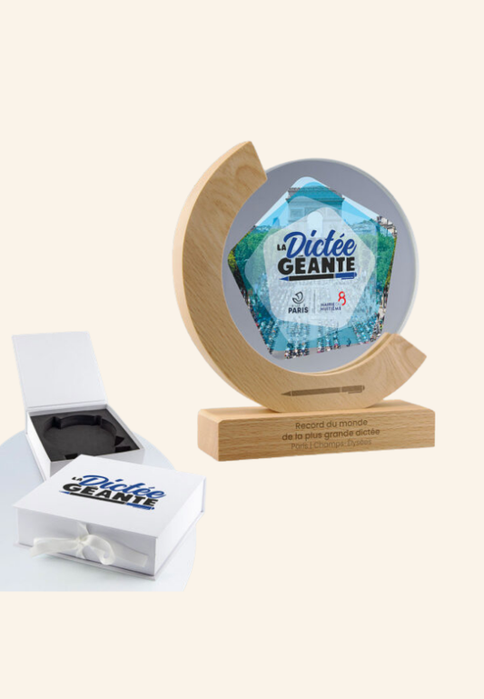 Trophée bi-matière en bois et verre sur socle Ardélis