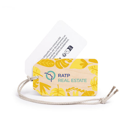 Étiquette de bagage en contreplaqué de bouleau Azélie — photo officielle Gifts for Change