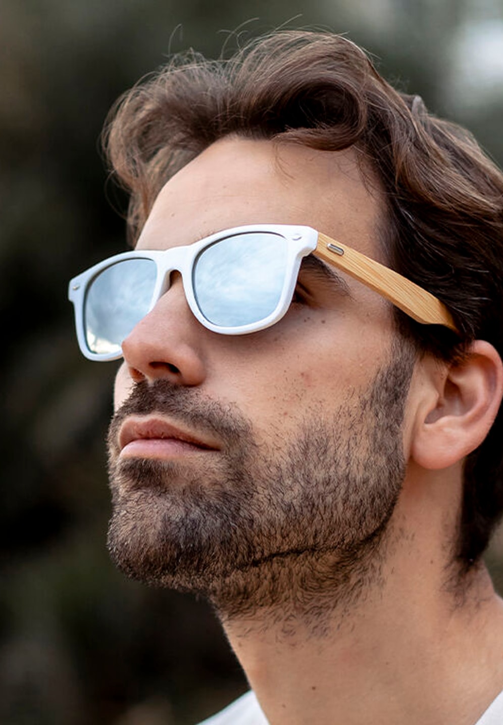 Verres miroir des lunettes de soleil, vus de près